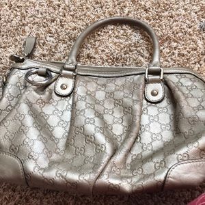 Gucci purse